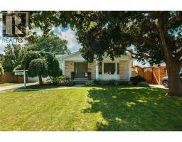 70 Ashby CRESCENT, Sarnia, Ontario