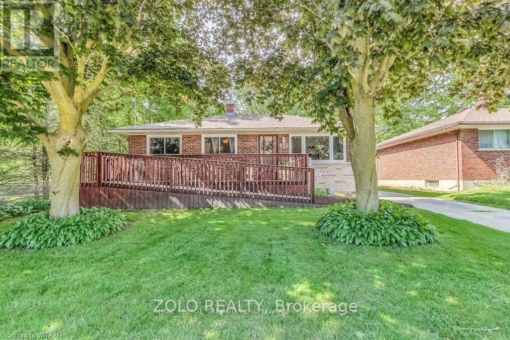 425 Henry Street, Woodstock, Ontario  N4S 1X2 - Photo 2 - X12390488