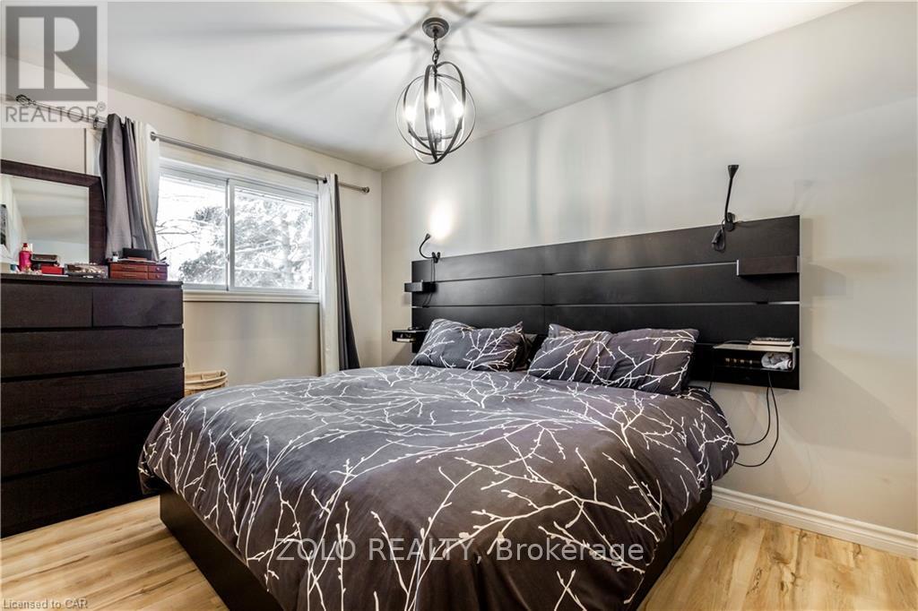 425 Henry Street, Woodstock, Ontario  N4S 1X2 - Photo 7 - X12390488