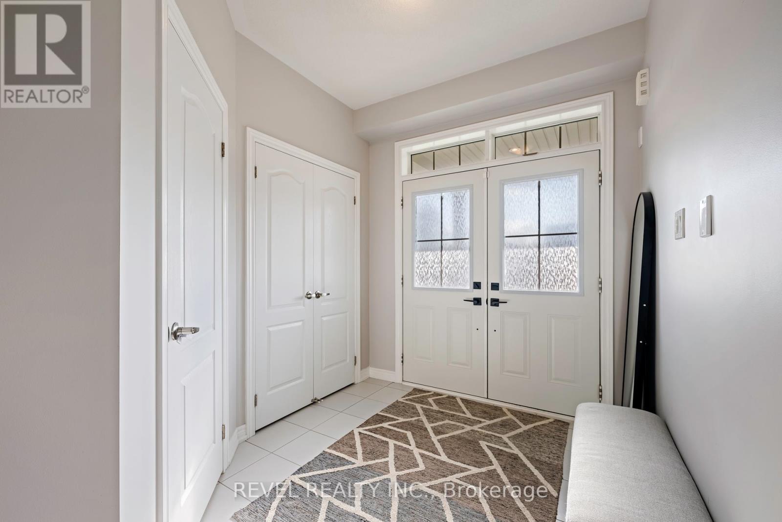 693 Mcmullen Street, Shelburne, Ontario  L9V 3X4 - Photo 6 - X12390505