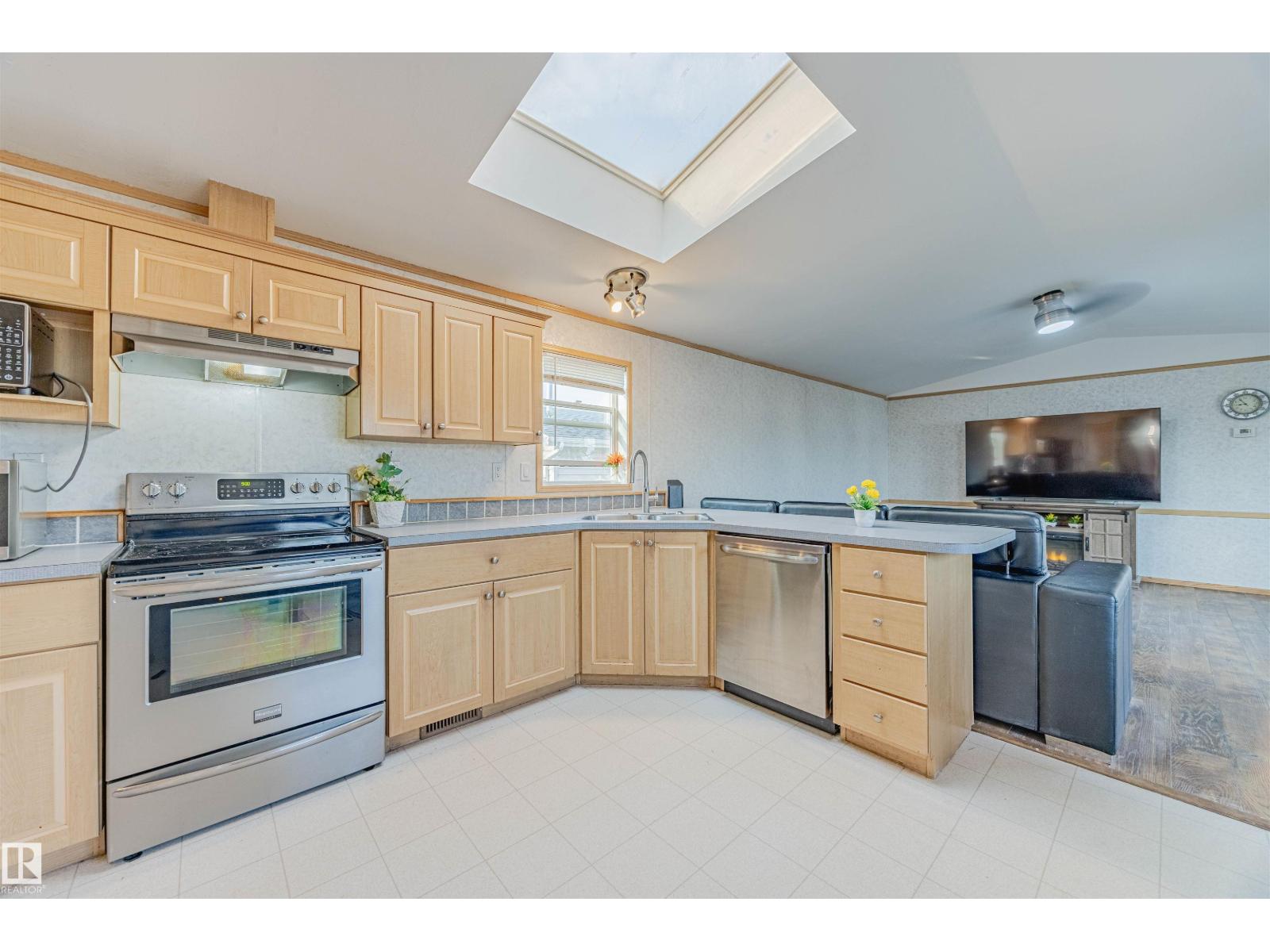 3338 Lakeview Rd Nw, Edmonton, Alberta  T5S 2R8 - Photo 11 - E4456835