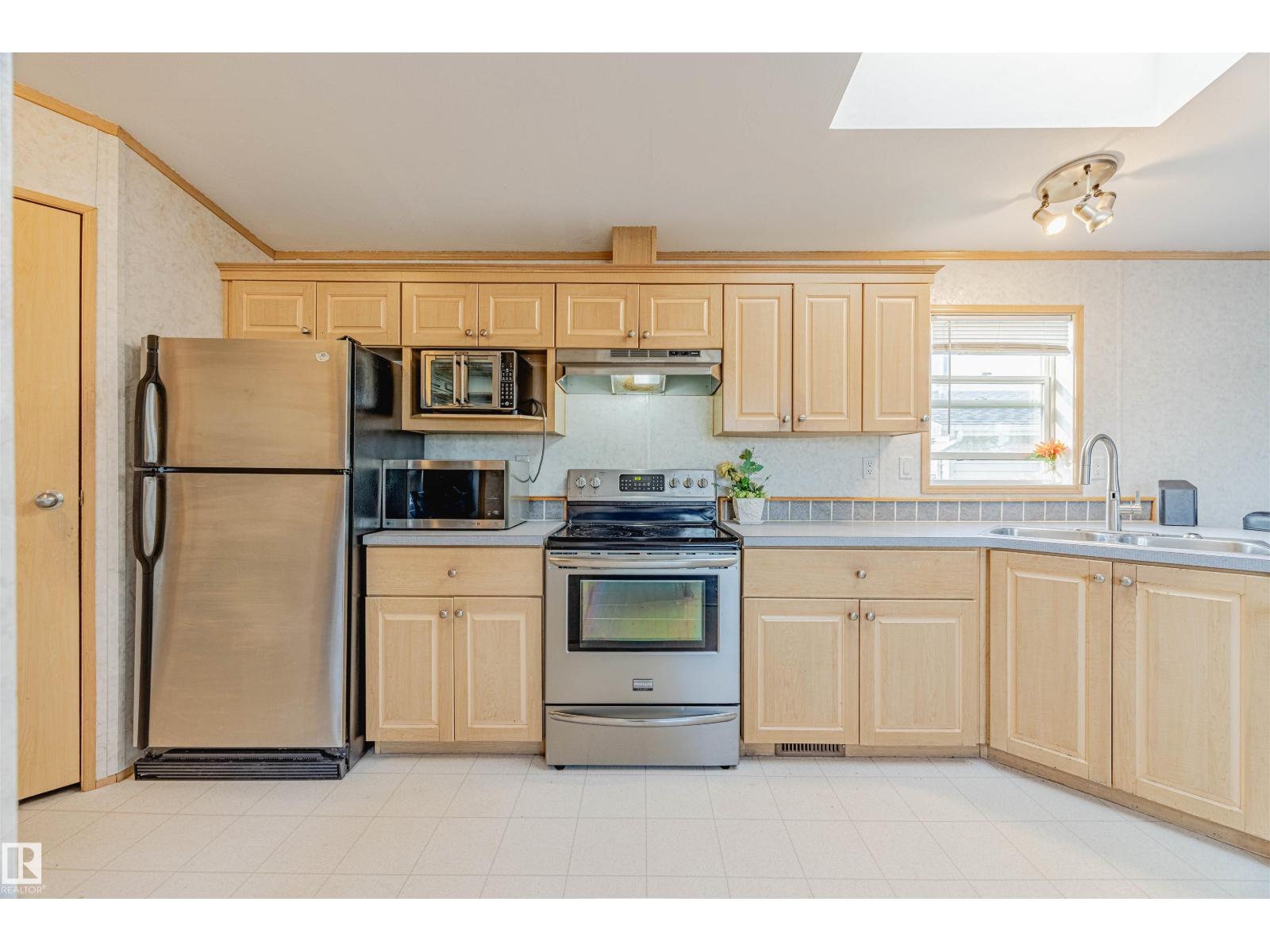 3338 Lakeview Rd Nw, Edmonton, Alberta  T5S 2R8 - Photo 12 - E4456835
