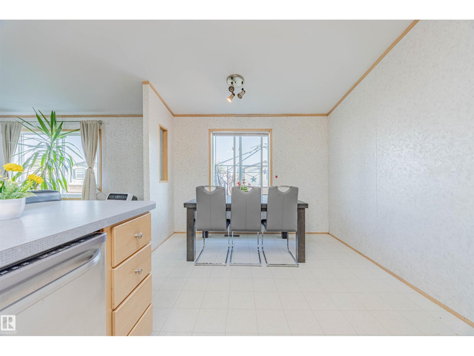 3338 Lakeview Rd Nw, Edmonton, Alberta  T5S 2R8 - Photo 15 - E4456835