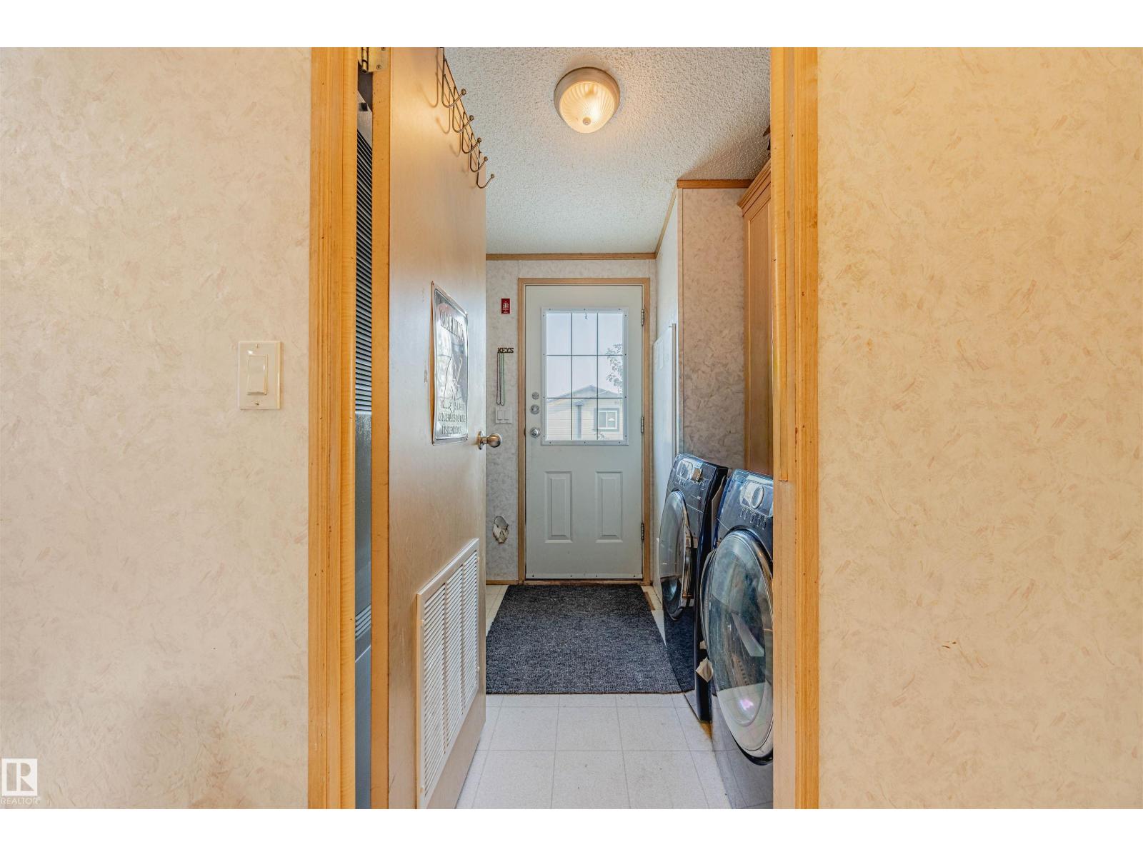 3338 Lakeview Rd Nw, Edmonton, Alberta  T5S 2R8 - Photo 17 - E4456835