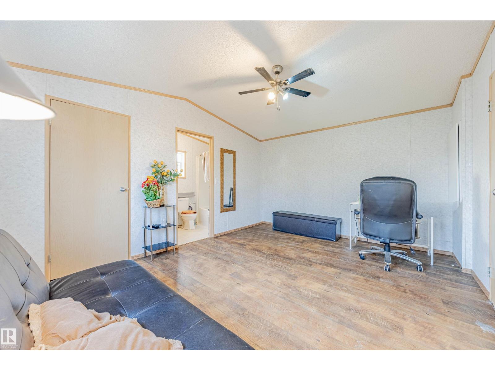 3338 Lakeview Rd Nw, Edmonton, Alberta  T5S 2R8 - Photo 21 - E4456835