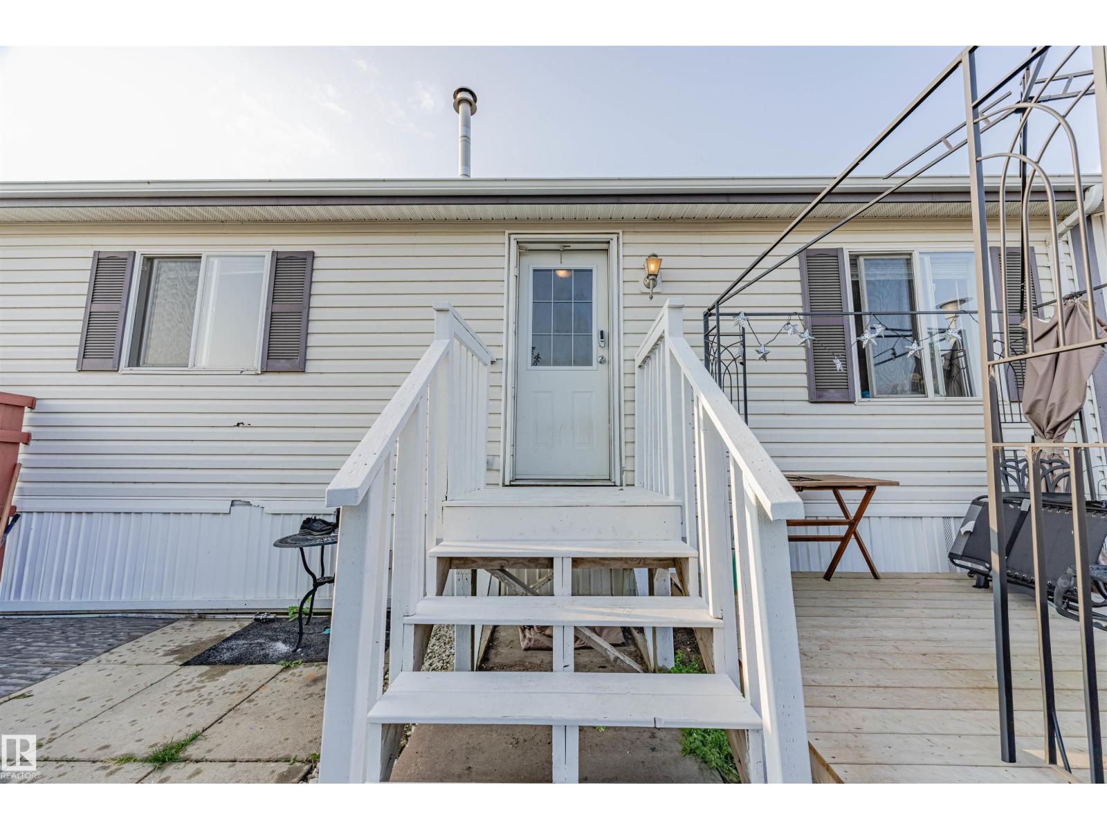 3338 Lakeview Rd Nw, Edmonton, Alberta  T5S 2R8 - Photo 38 - E4456835
