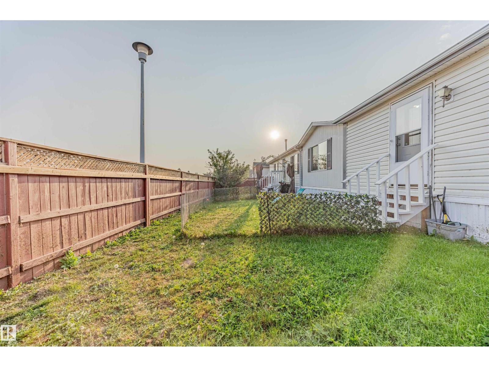 3338 Lakeview Rd Nw, Edmonton, Alberta  T5S 2R8 - Photo 44 - E4456835