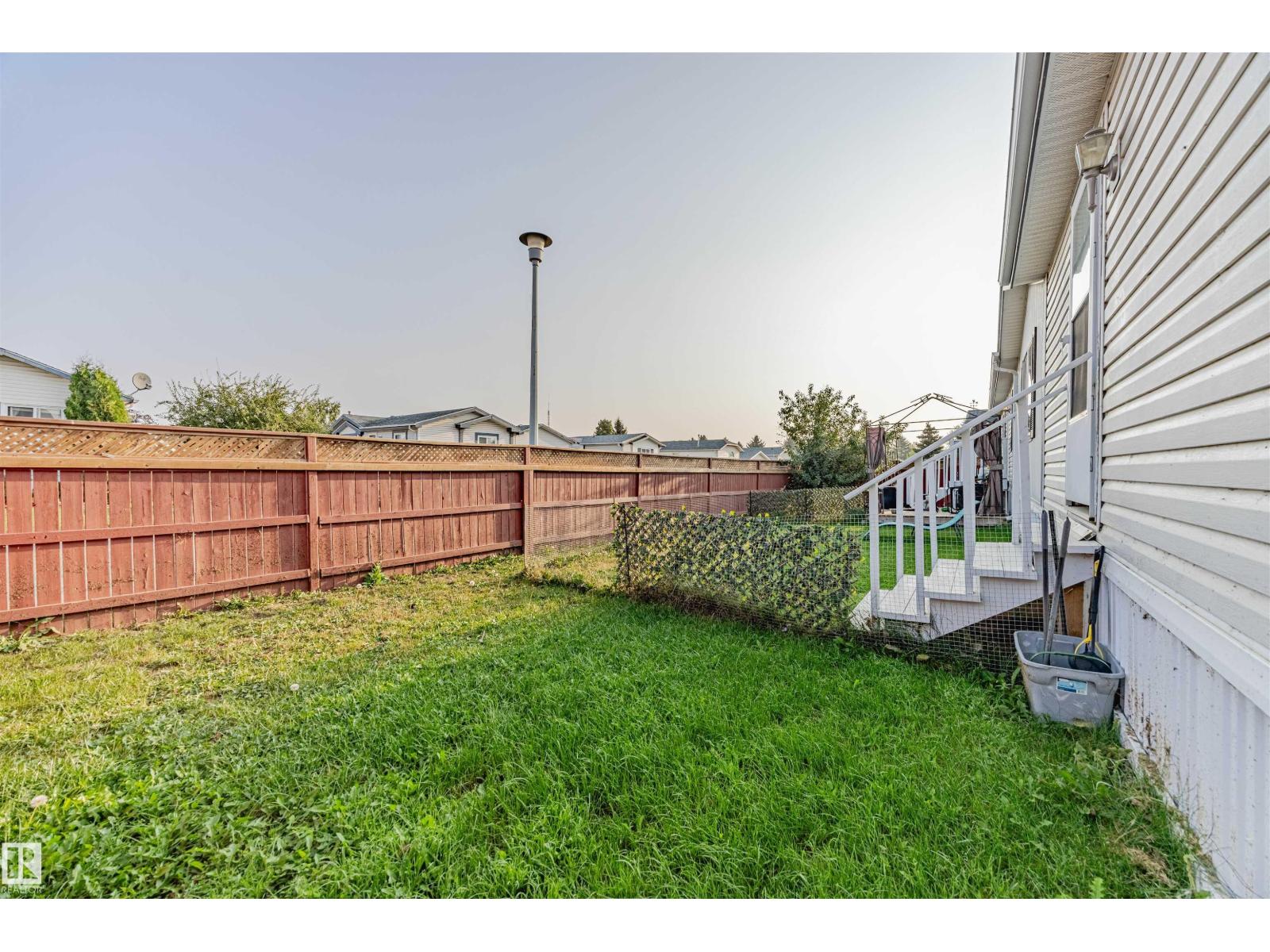 3338 Lakeview Rd Nw, Edmonton, Alberta  T5S 2R8 - Photo 47 - E4456835