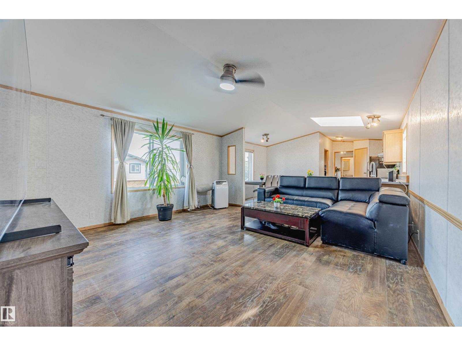 3338 Lakeview Rd Nw, Edmonton, Alberta  T5S 2R8 - Photo 5 - E4456835