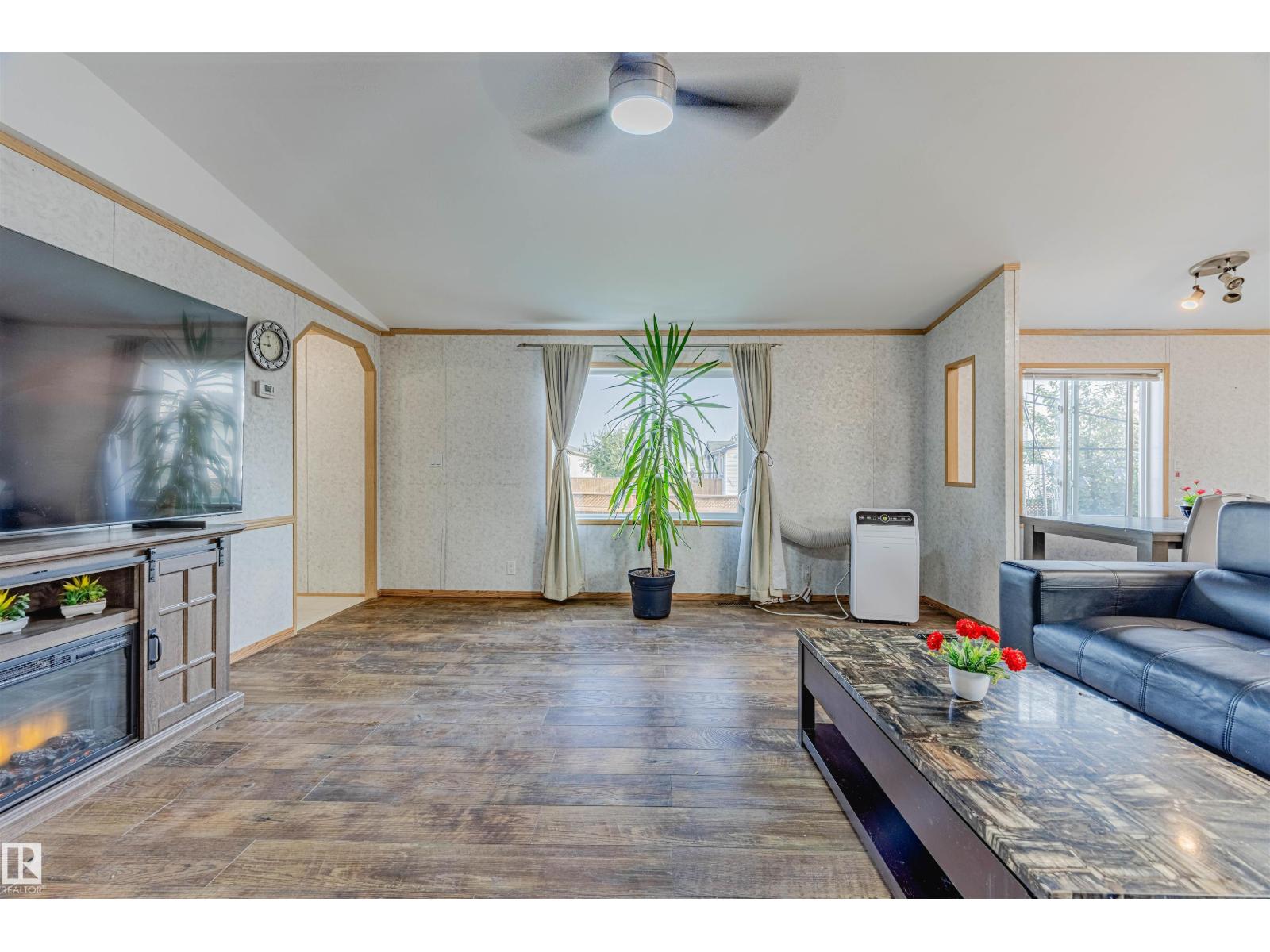3338 Lakeview Rd Nw, Edmonton, Alberta  T5S 2R8 - Photo 8 - E4456835