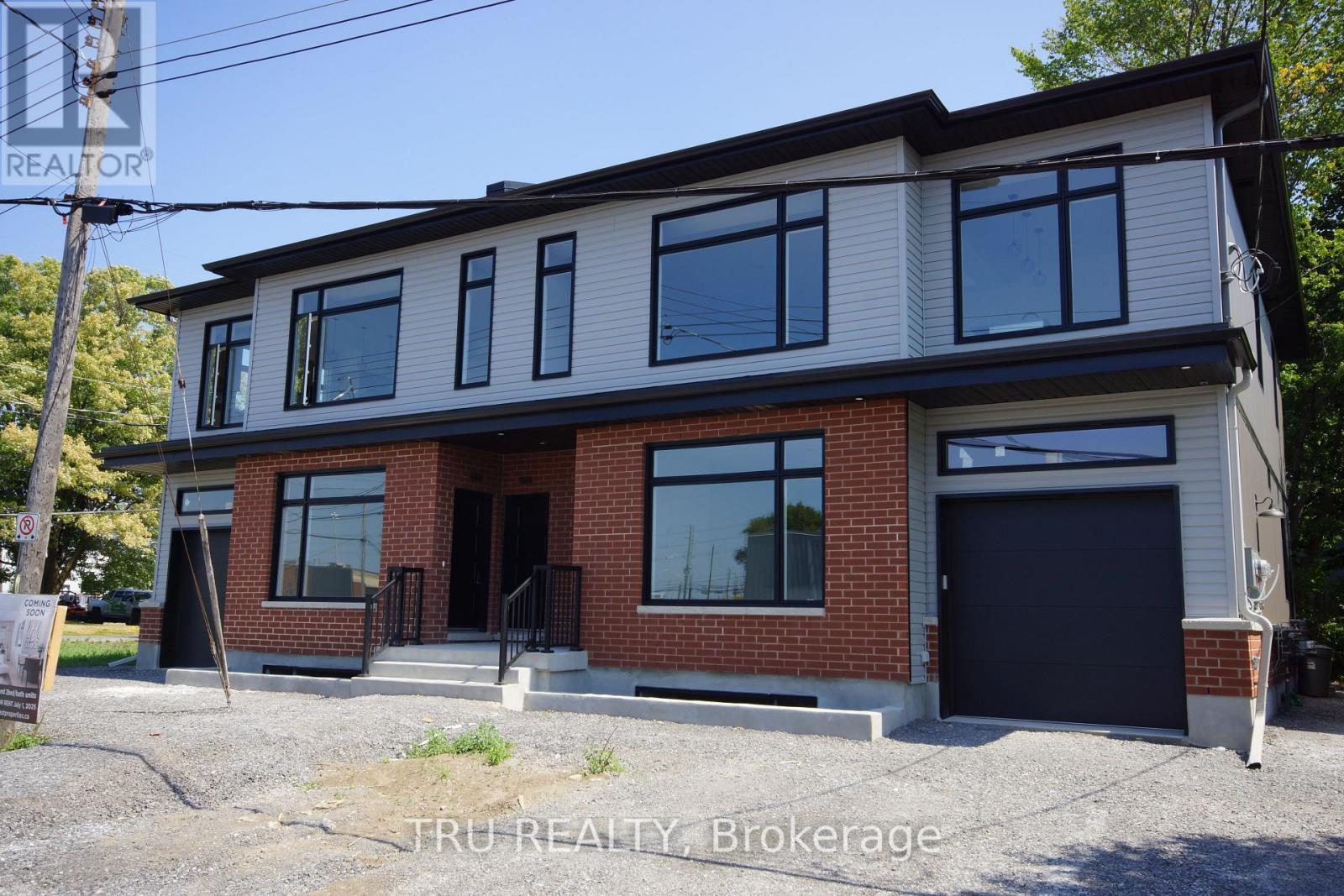1353b Gosset Street N, Ottawa, Ontario  K1B 3P6 - Photo 6 - X12237060