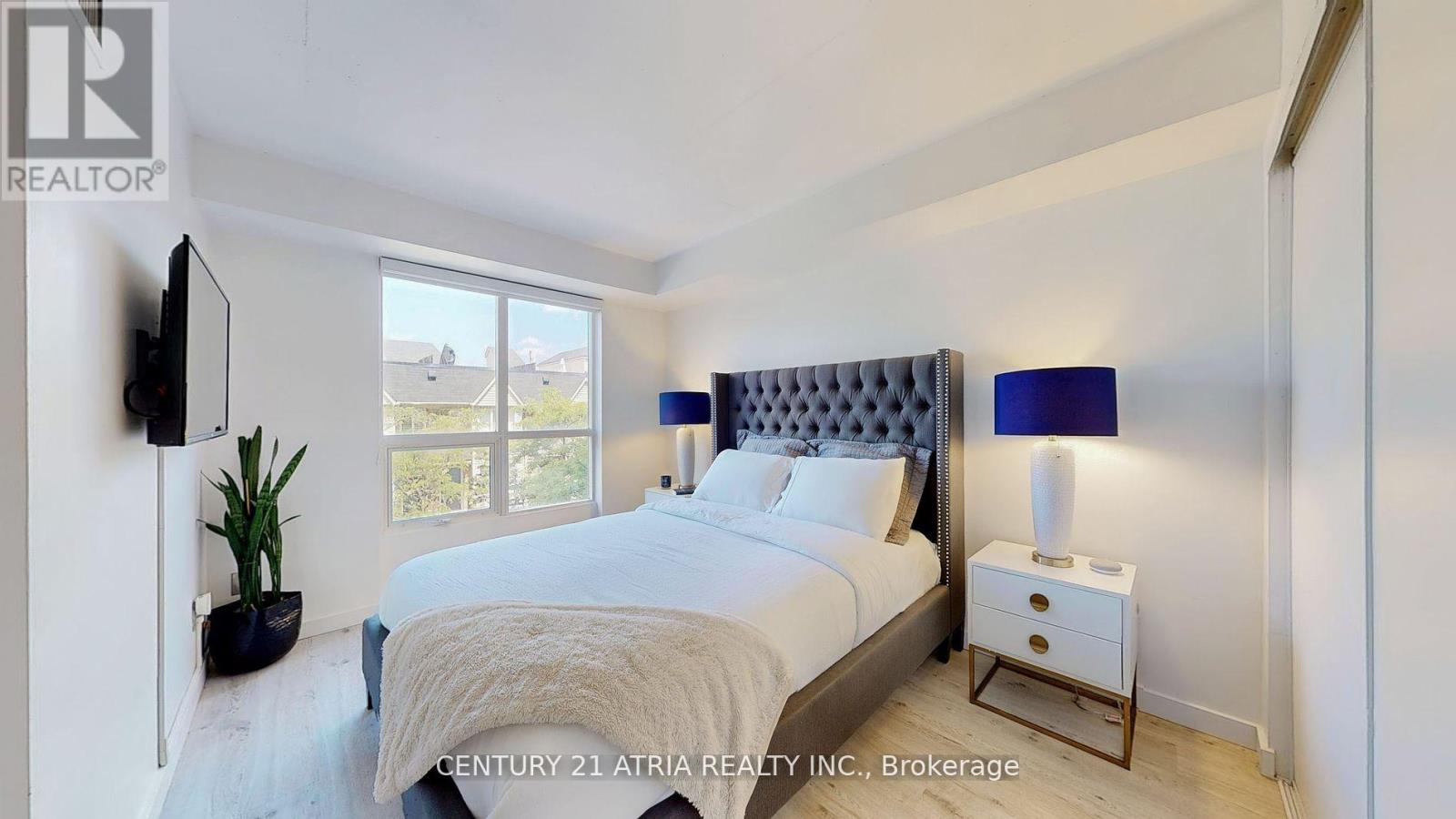 215 - 800 King Street W, Toronto, Ontario  M5V 3M7 - Photo 16 - C12390511