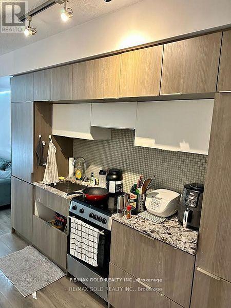 604 - 159 Dundas Street E, Toronto, Ontario  M5B 1E4 - Photo 2 - C12390592