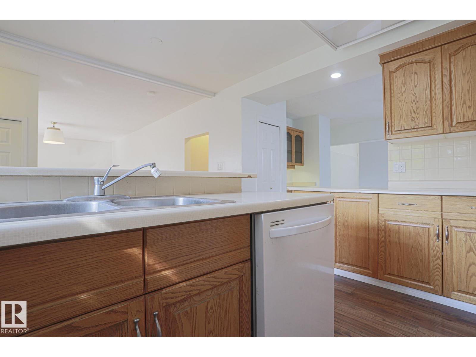 14019 106 Av Nw, Edmonton, Alberta  T5N 1B3 - Photo 10 - E4456836
