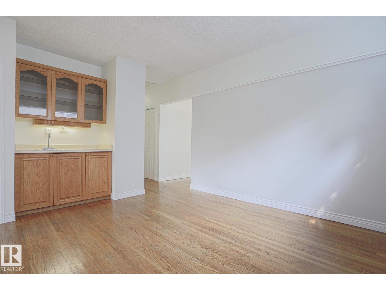 14019 106 Av Nw, Edmonton, Alberta  T5N 1B3 - Photo 6 - E4456836