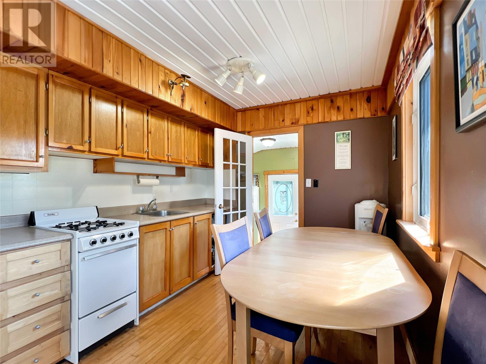 75 Freshwater Pond Road, Cappahayden, Newfoundland & Labrador  A0A 1S0 - Photo 11 - 1290086