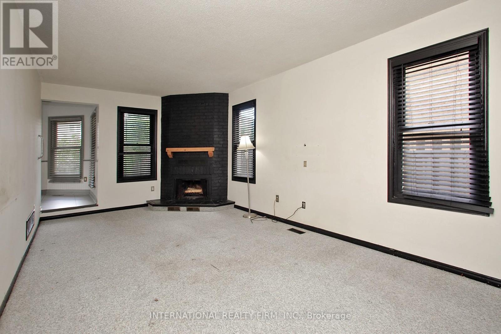 22 Larkin Avenue, Markham, Ontario  L3P 4R3 - Photo 14 - N12390577