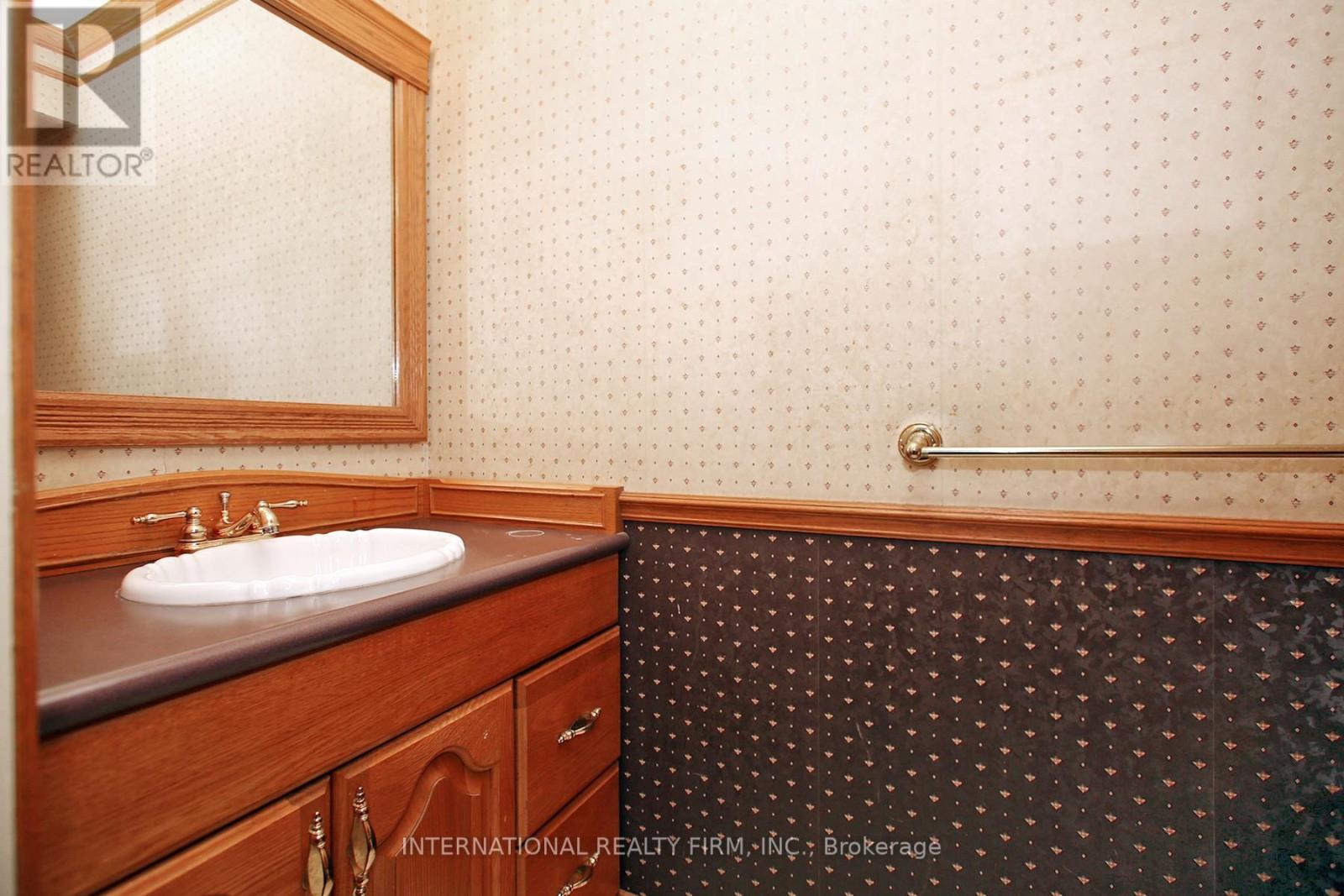 22 Larkin Avenue, Markham, Ontario  L3P 4R3 - Photo 17 - N12390577
