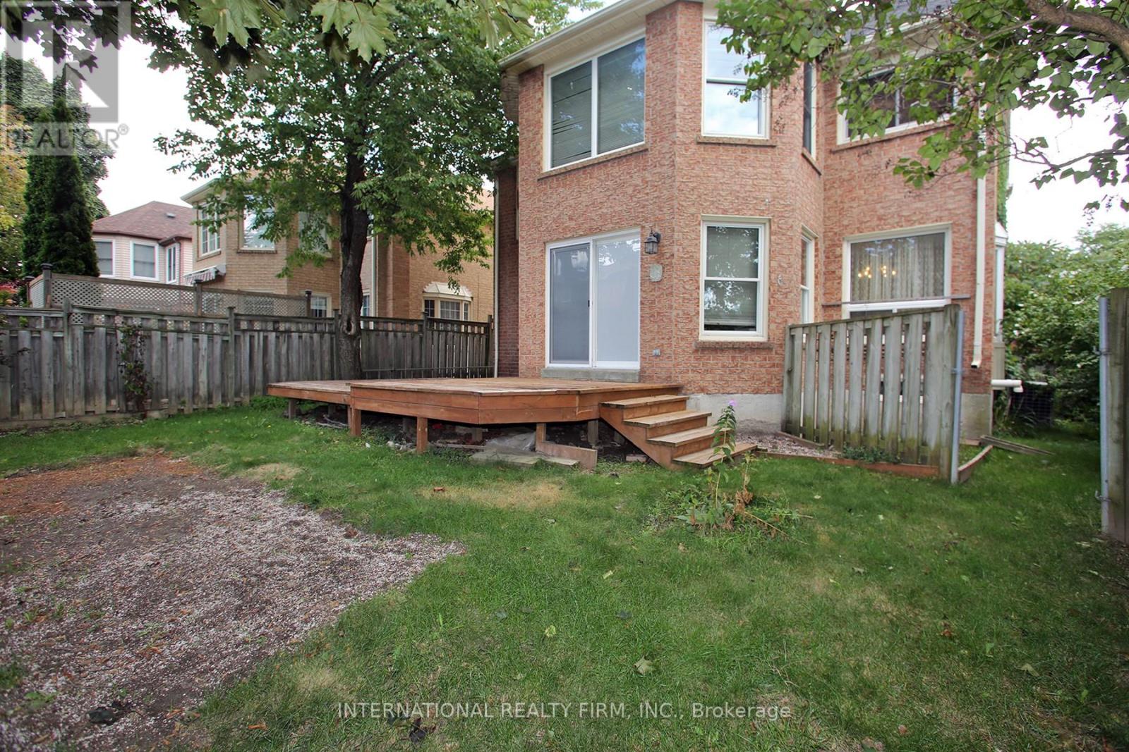 22 Larkin Avenue, Markham, Ontario  L3P 4R3 - Photo 29 - N12390577