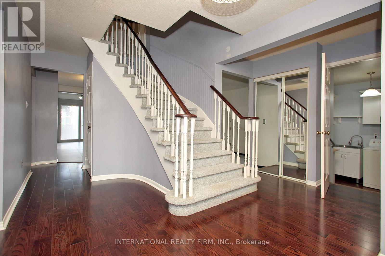 Property at 22 LARKIN AVENUE image 4