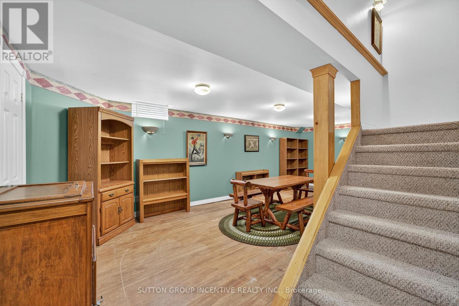 26 Peck Street, Barrie (Painswick North), Ontario  L4N 7H4 - Photo 37 - S12390521