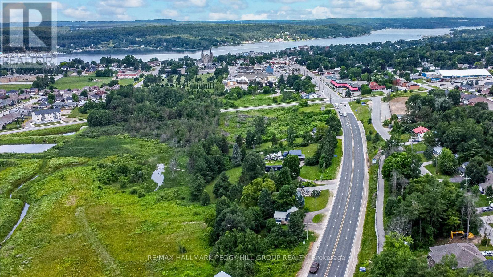 9866 County Road 93, Penetanguishene, Ontario  L0K 2E1 - Photo 17 - S12390576