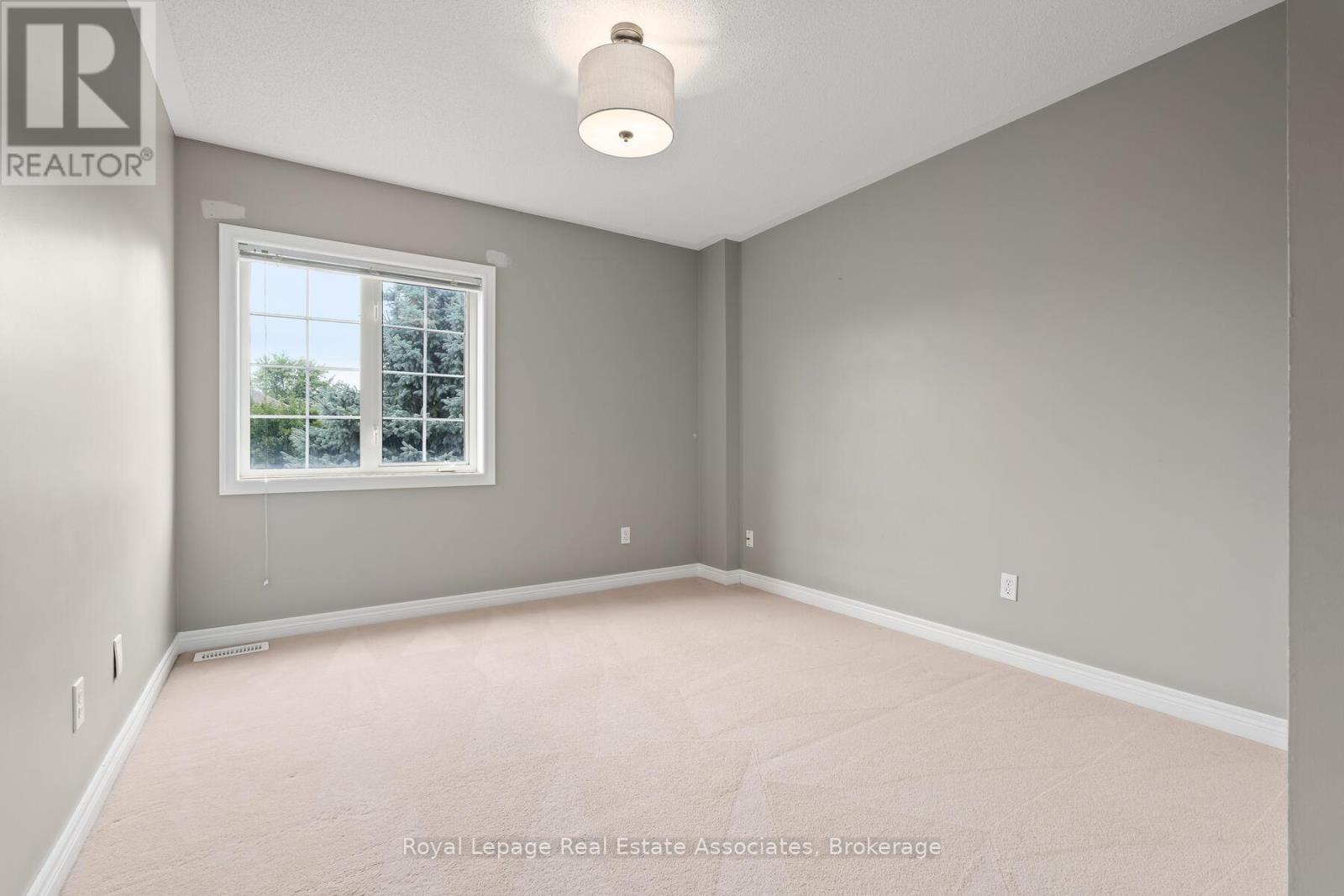 149 Mowat Crescent, Halton Hills (Georgetown), Ontario  L7G 6A8 - Photo 34 - W12390523