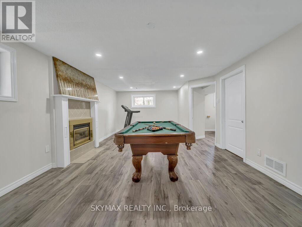 3053 Coral Drive, Mississauga, Ontario  L4T 1Z2 - Photo 18 - W12390537