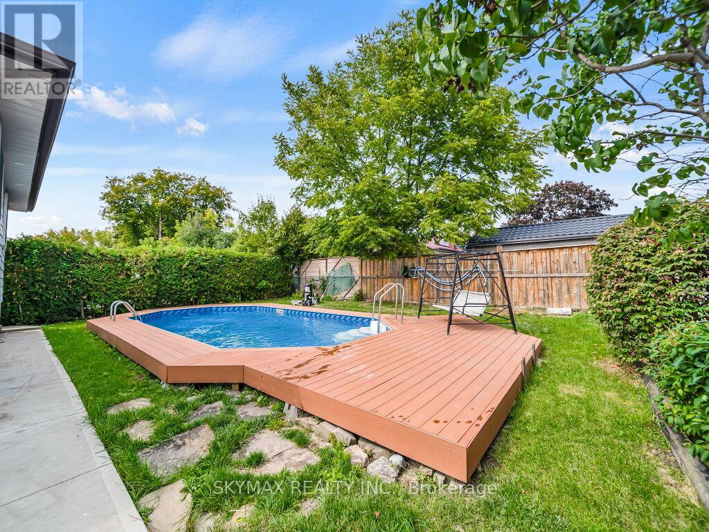 3053 Coral Drive, Mississauga, Ontario  L4T 1Z2 - Photo 35 - W12390537