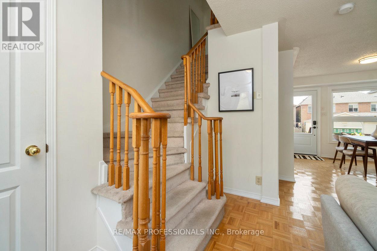 47 Tarragona Boulevard, Toronto, Ontario  M6N 5C2 - Photo 20 - W12390570