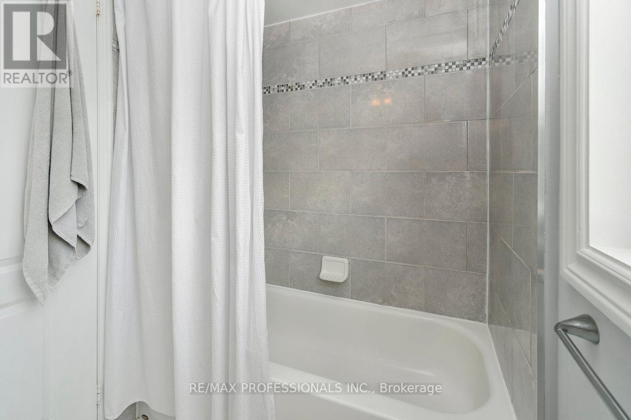 47 Tarragona Boulevard, Toronto, Ontario  M6N 5C2 - Photo 27 - W12390570