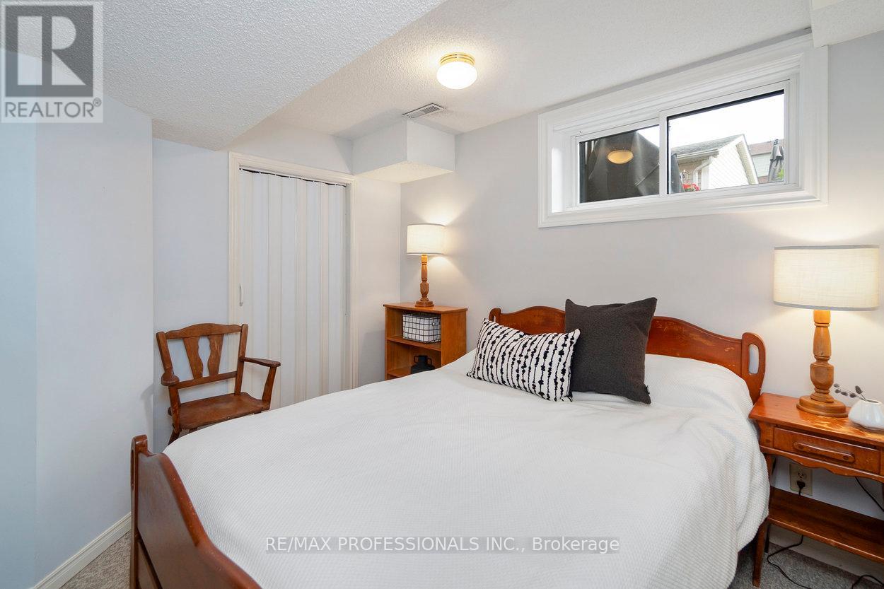 47 Tarragona Boulevard, Toronto, Ontario  M6N 5C2 - Photo 32 - W12390570