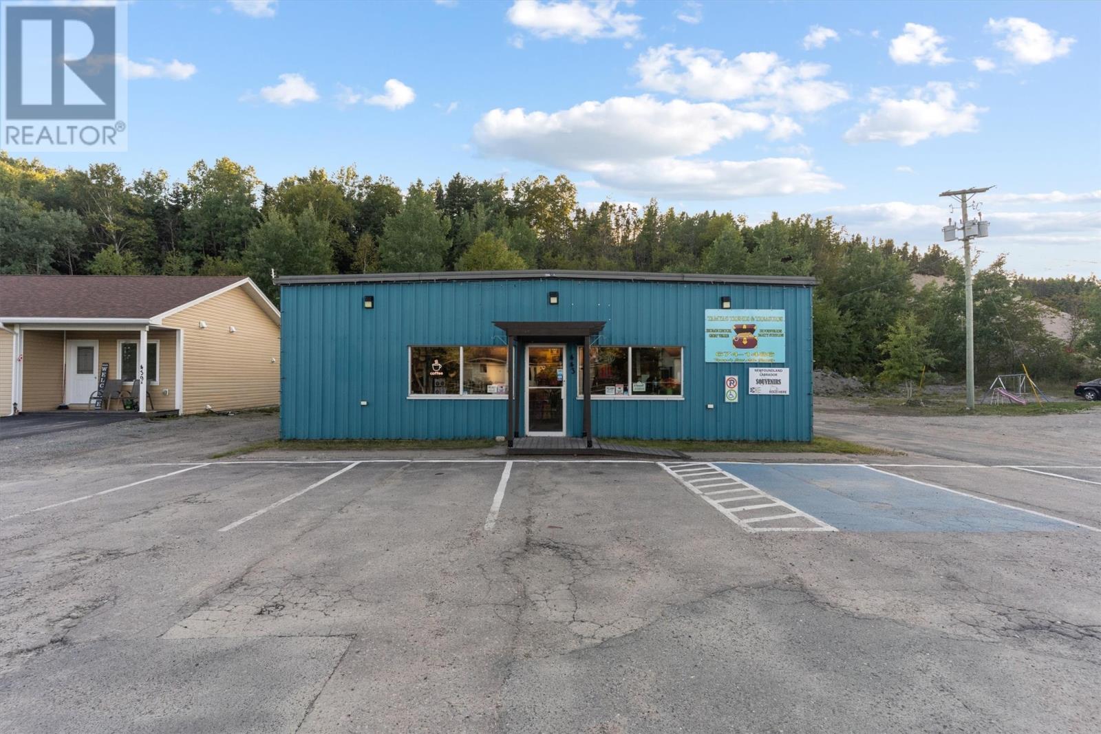 443 Jr Smallwood Boulevard, Gambo, Newfoundland & Labrador  A0G 1T0 - Photo 3 - 1290170