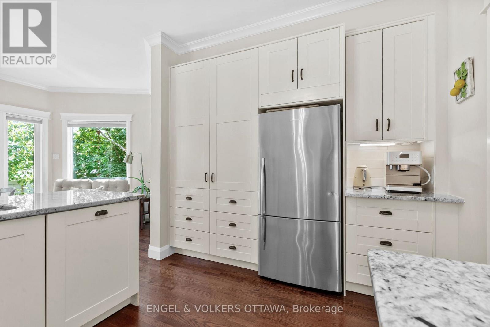 17 Colindale Avenue, Ottawa, Ontario  K2J 4V6 - Photo 16 - X12390603