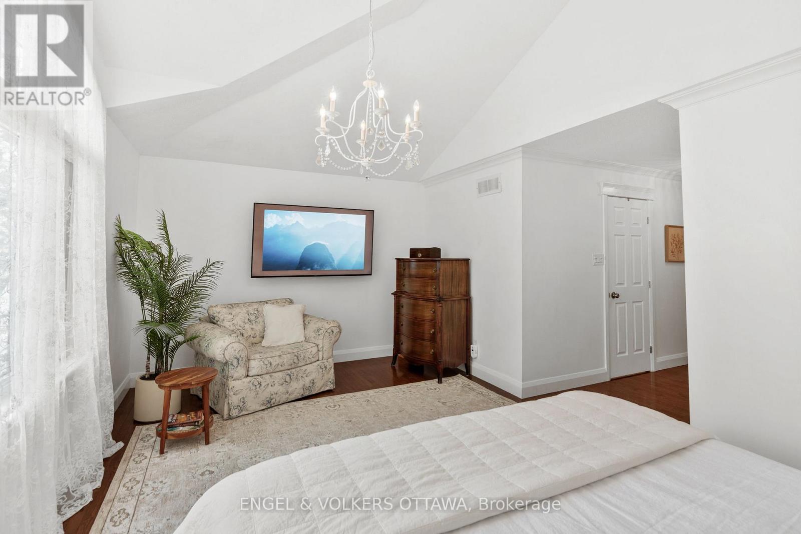 17 Colindale Avenue, Ottawa, Ontario  K2J 4V6 - Photo 25 - X12390603