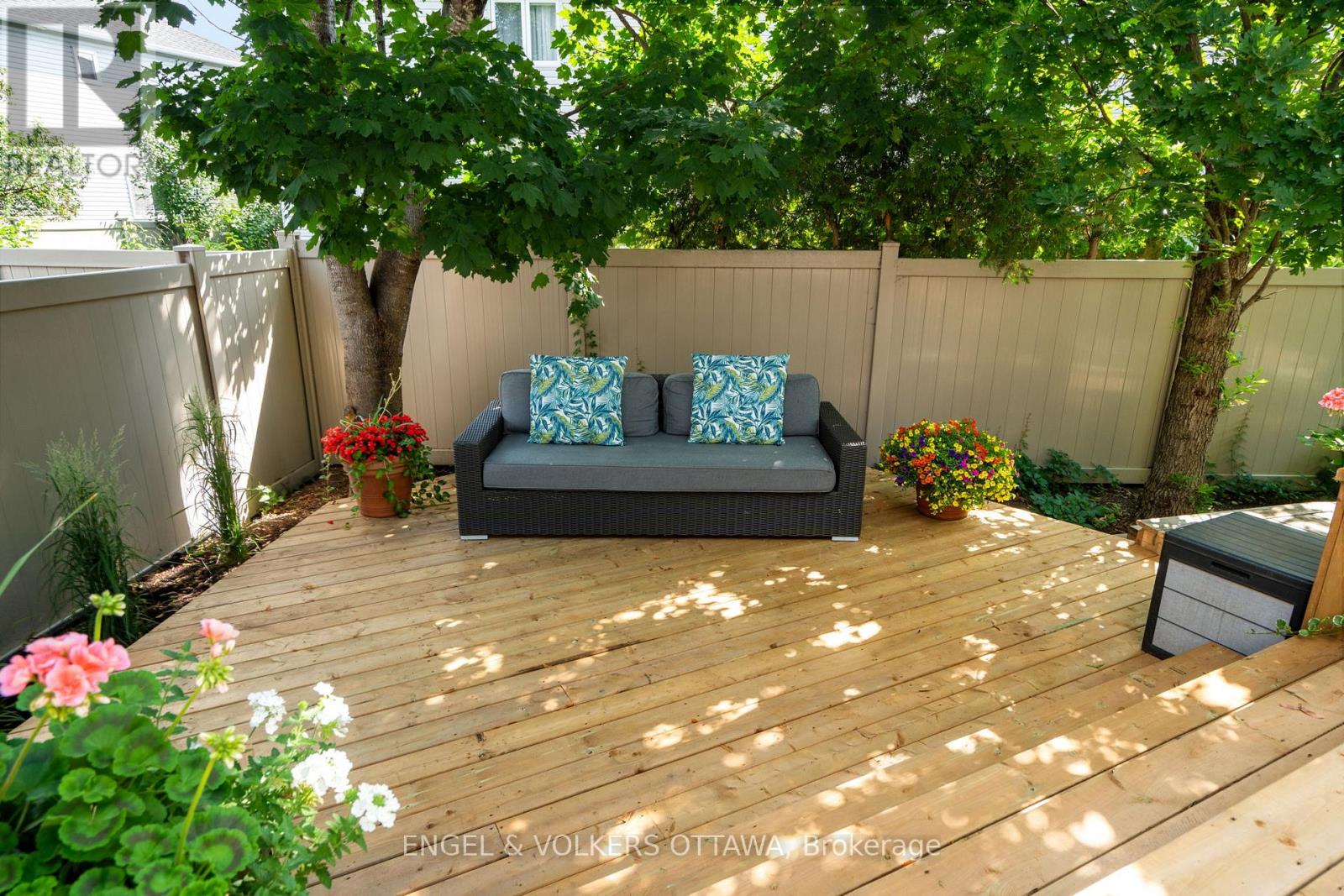17 Colindale Avenue, Ottawa, Ontario  K2J 4V6 - Photo 43 - X12390603