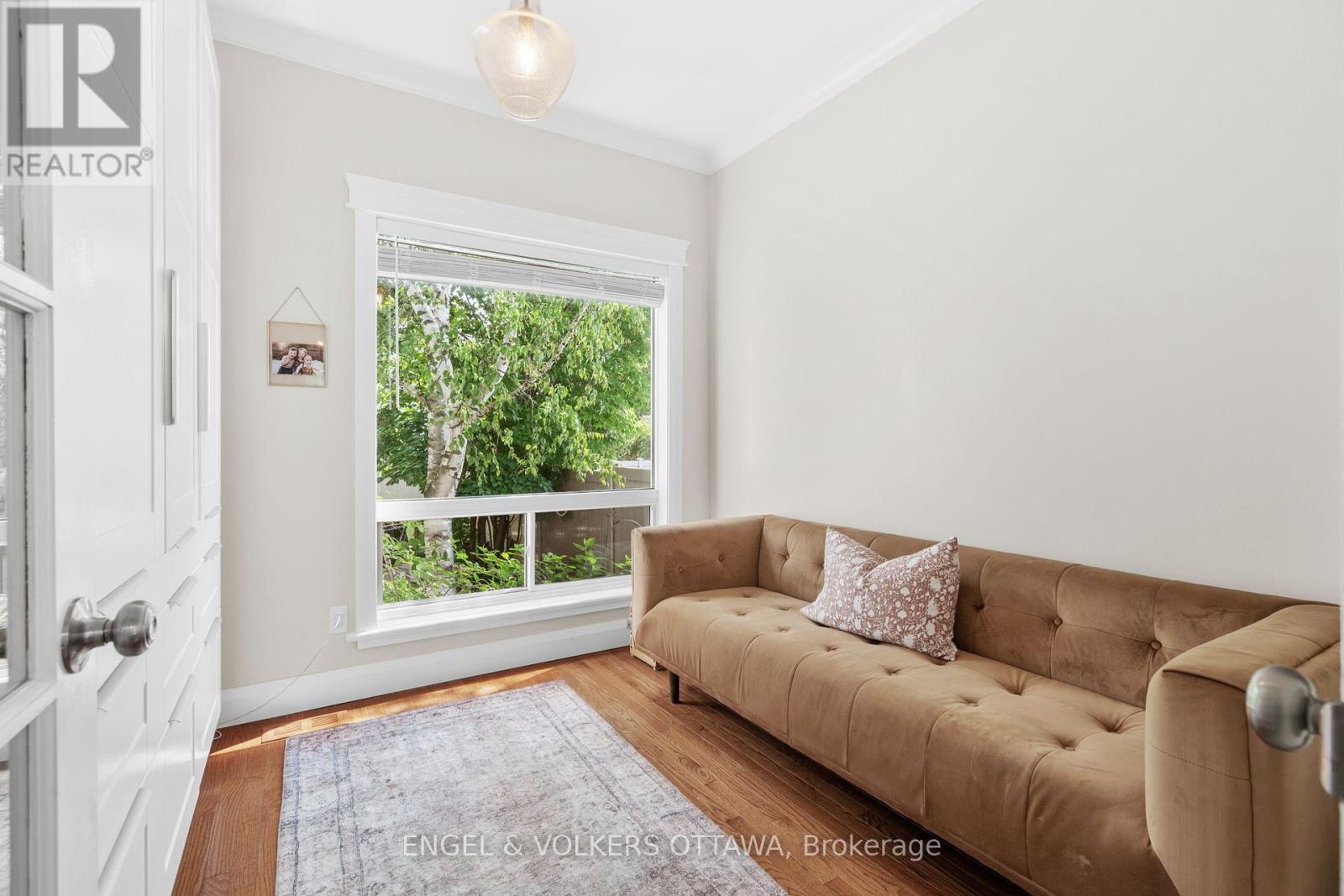 17 Colindale Avenue, Ottawa, Ontario  K2J 4V6 - Photo 9 - X12390603