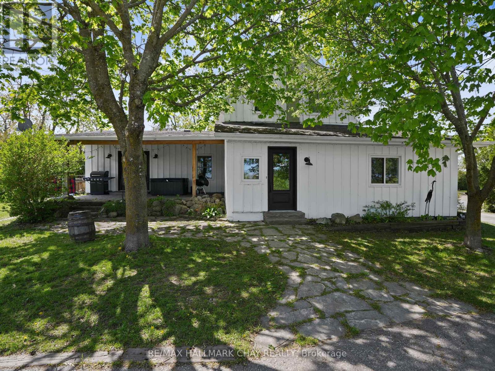 22 Mill Lane E, Melancthon, Ontario  L9V 2T9 - Photo 4 - X12390573