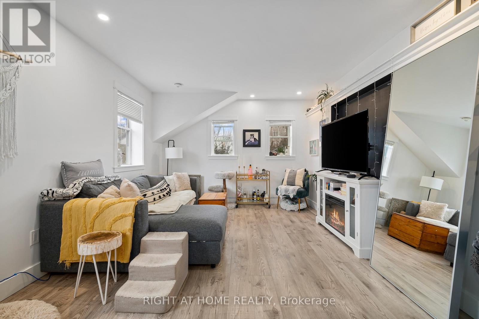 92 Orange Street, Cobourg, Ontario  K9A 2L3 - Photo 13 - X12390595