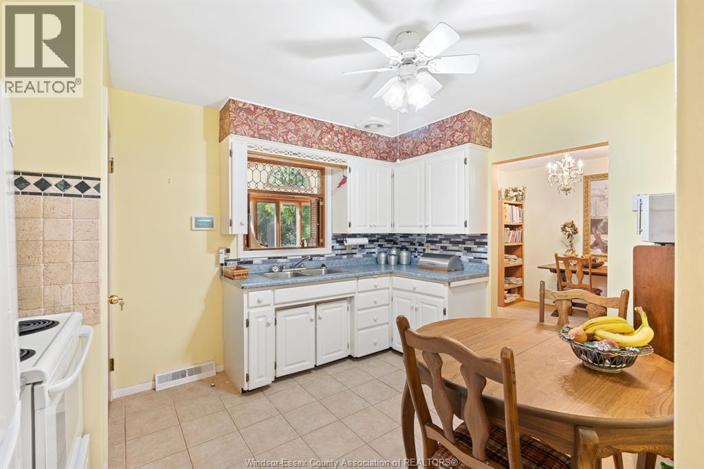 10 Alderton, Leamington, Ontario  N8H 2G8 - Photo 18 - 25022809