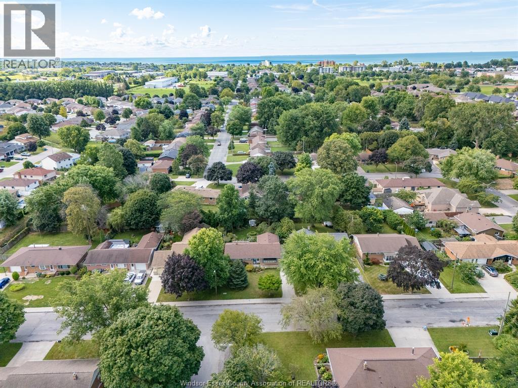 10 Alderton, Leamington, Ontario  N8H 2G8 - Photo 48 - 25022809