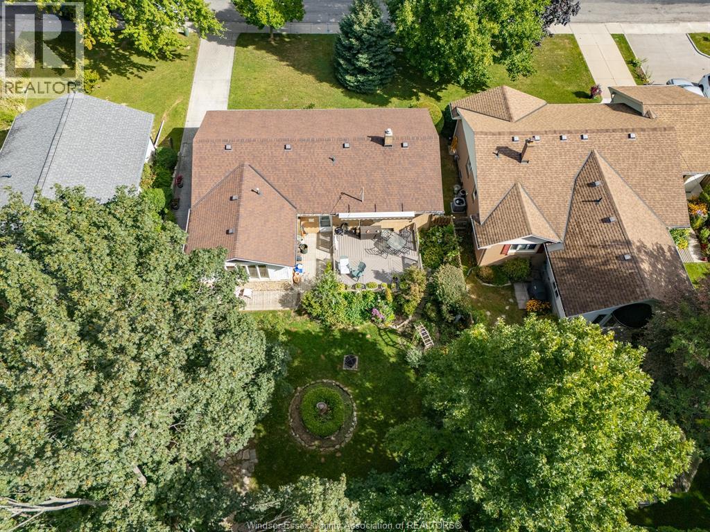 10 Alderton, Leamington, Ontario  N8H 2G8 - Photo 5 - 25022809