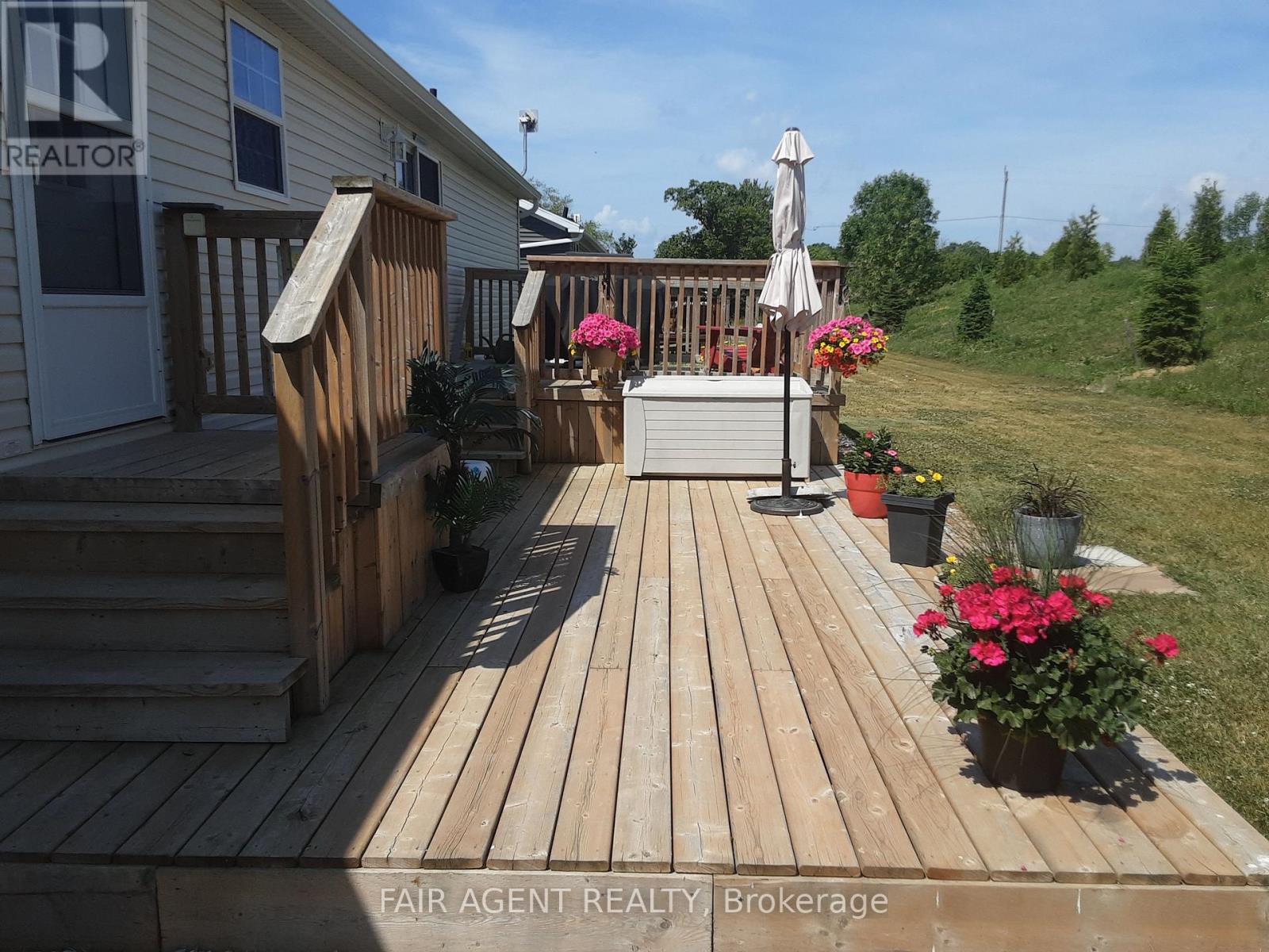 7 Forest Trail, Haldimand, Ontario  N0A 1L0 - Photo 33 - X12022770
