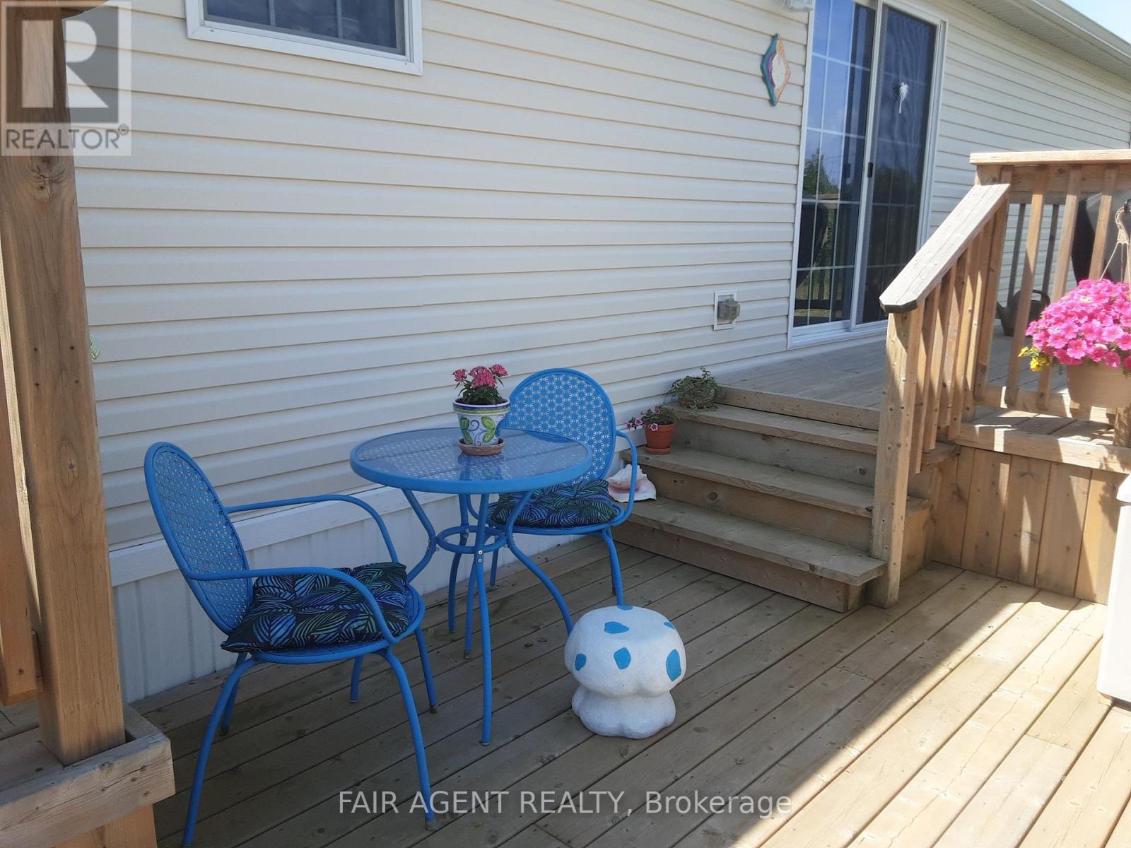 7 Forest Trail, Haldimand, Ontario  N0A 1L0 - Photo 32 - X12022770