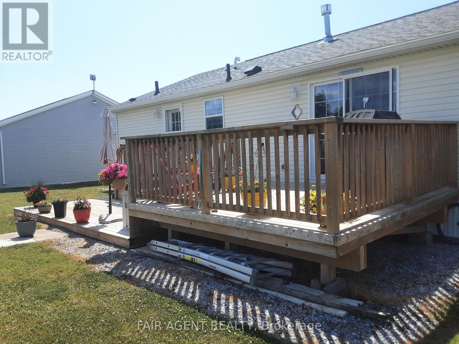 7 Forest Trail, Haldimand, Ontario  N0A 1L0 - Photo 36 - X12022770