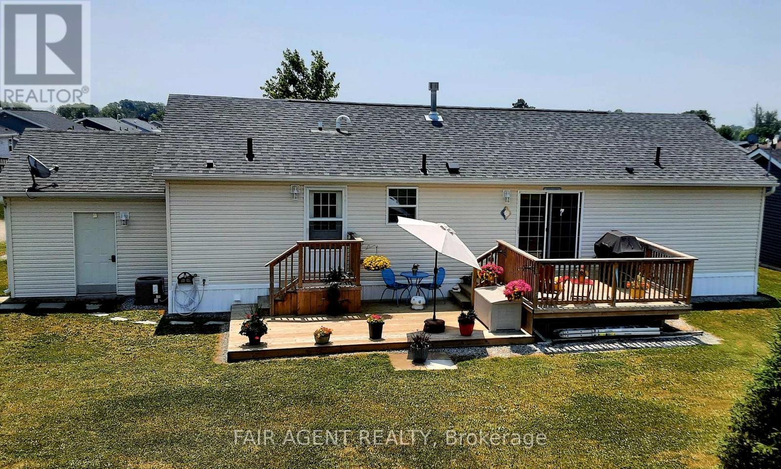 7 Forest Trail, Haldimand, Ontario  N0A 1L0 - Photo 38 - X12022770