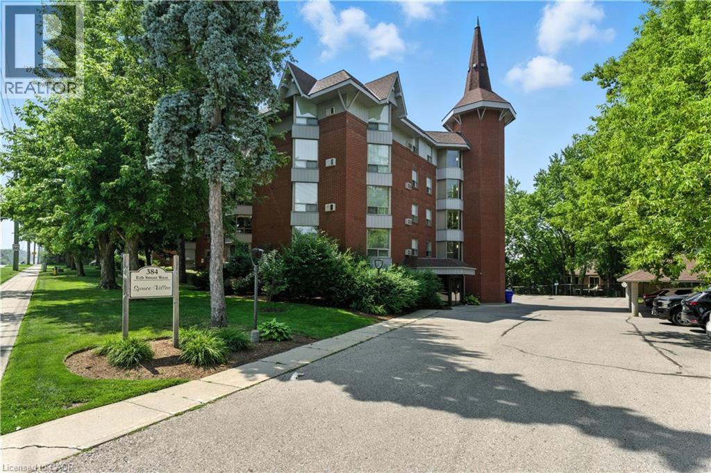 384 Erb Street W Unit# 404, Waterloo, Ontario  N2L 1W6 - Photo 2 - 40762121
