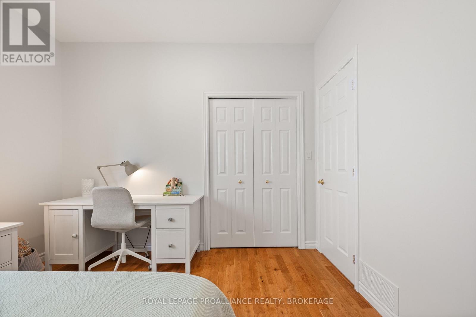 34 Schooner Drive, Kingston, Ontario  K7K 7J8 - Photo 10 - X12390705