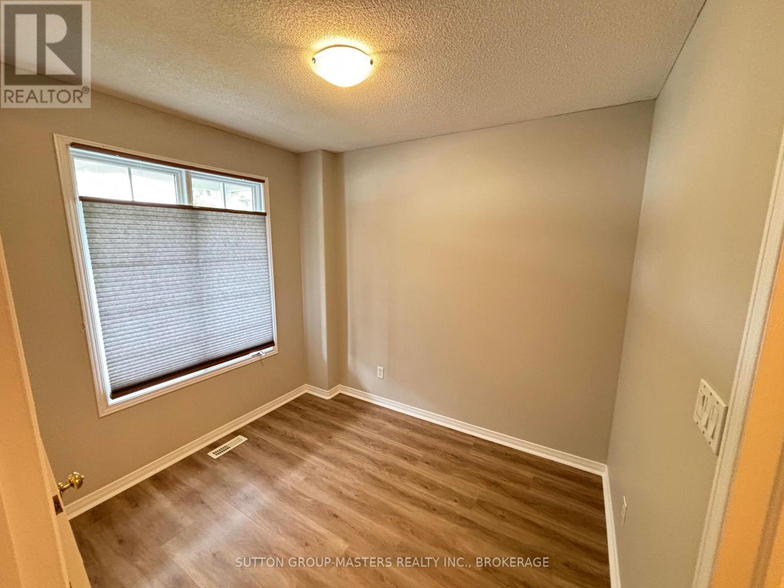 160 Nelson Street, Kingston, Ontario  K7L 3X1 - Photo 12 - X12390770