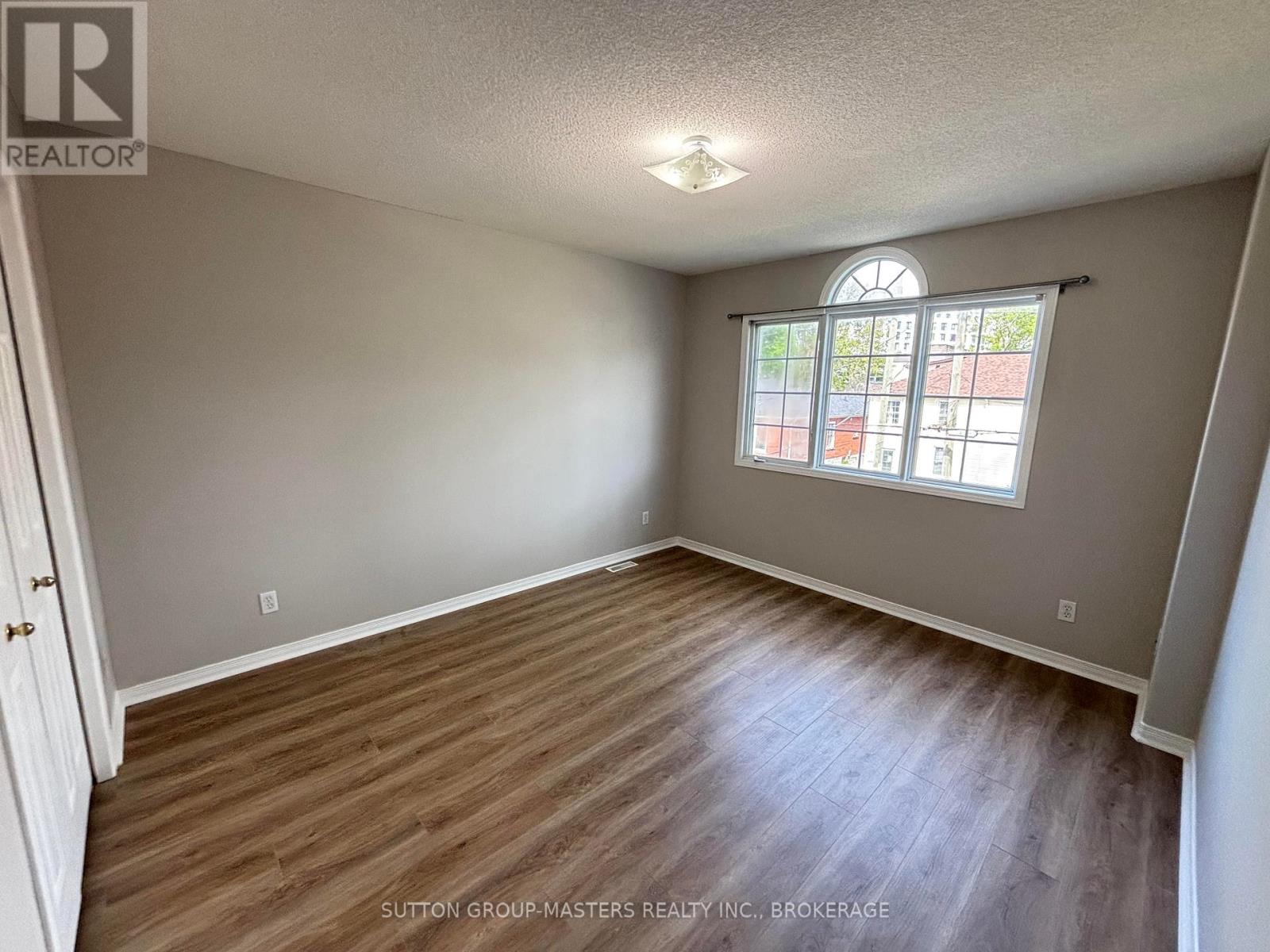 160 Nelson Street, Kingston, Ontario  K7L 3X1 - Photo 6 - X12390770